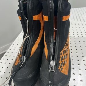 Scarpa phantom guide single boot. Sz 48EU 14US